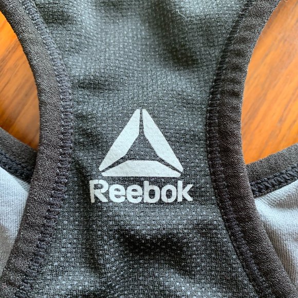 Reebok Padded Sports Bra (Medium) - Picture 10 of 11